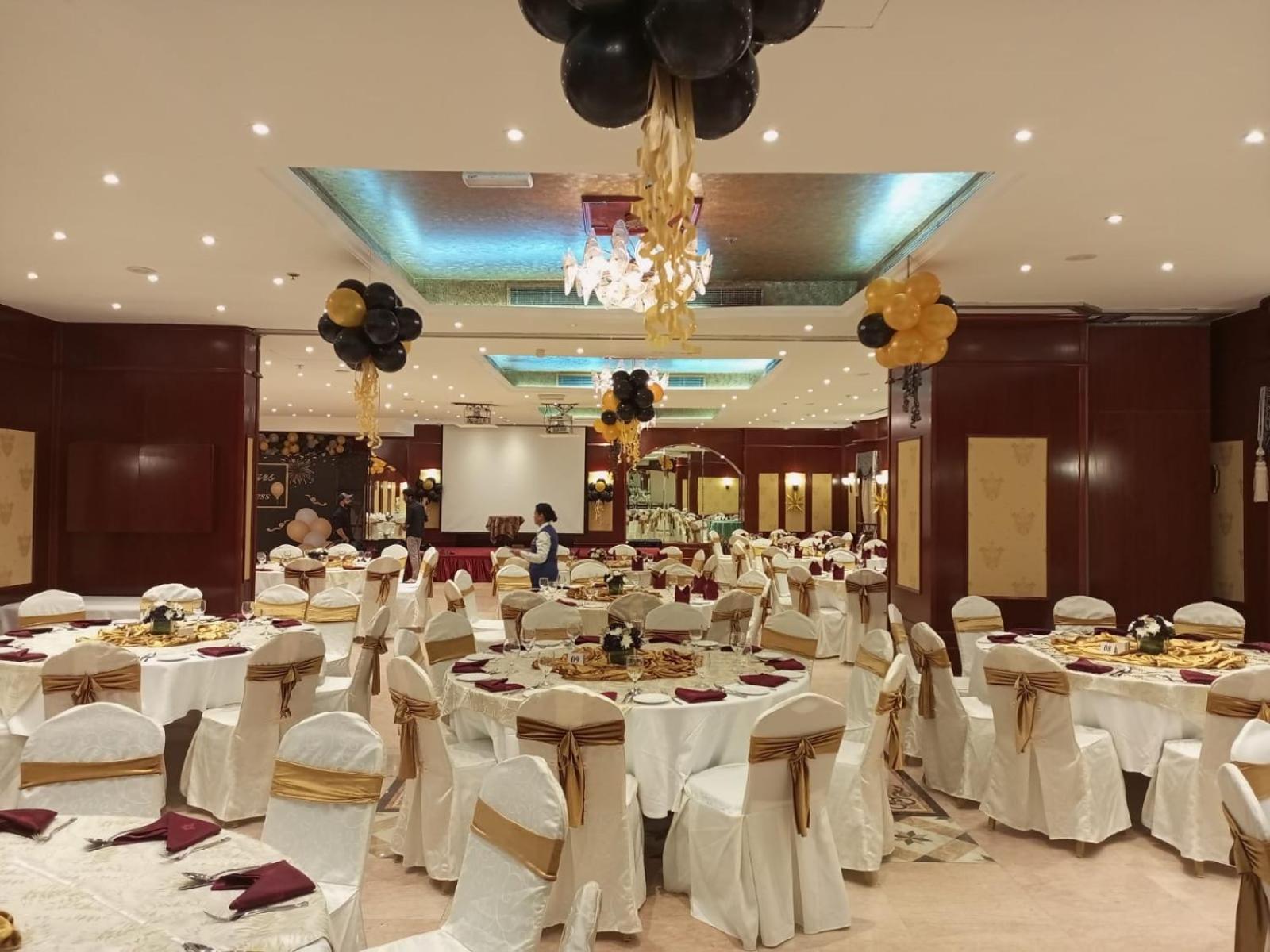Royal Concorde Hotel & Suite Dubai Buitenkant foto